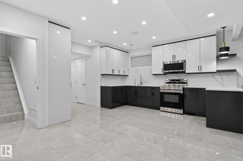 7304 164 Avenue Nw, Edmonton, AB 