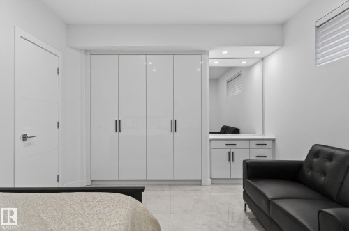 7304 164 Avenue Nw, Edmonton, AB 