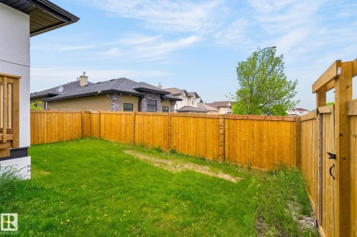 7304 164 Avenue Nw, Edmonton, AB 