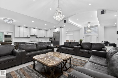 7304 164 Avenue Nw, Edmonton, AB 