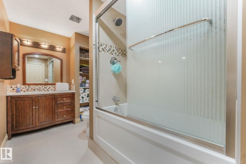 3435 West Landing Landing Nw, Edmonton, AB 