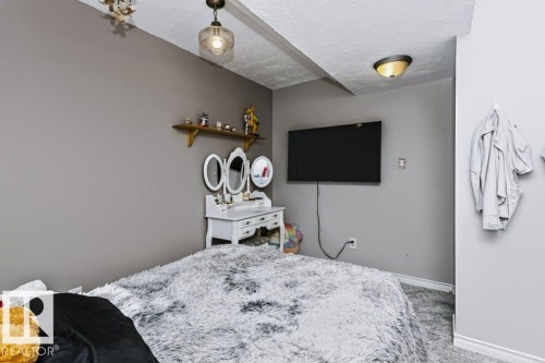 Additional content - 18431 95A Avenue Nw, Edmonton, AB 