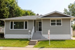 7703 104 Avenue NW  Edmonton, AB T6A 0J4