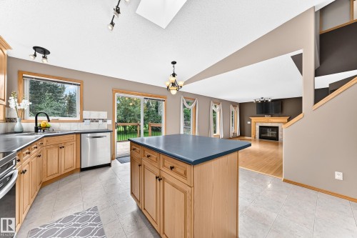 2255 Brennan Court Nw, Edmonton, AB 