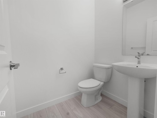 #9 7110 Keswick Common Sw, Edmonton, AB 