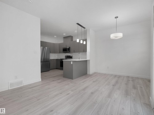 #9 7110 Keswick Common Sw, Edmonton, AB 