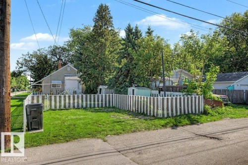 11348 85 Street Nw, Edmonton, AB 
