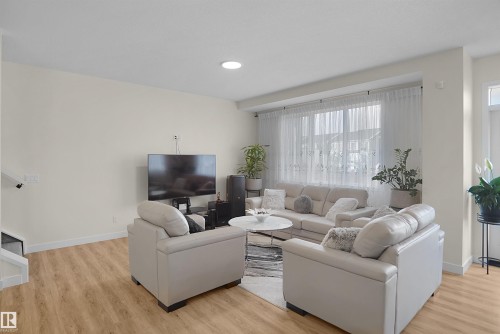 196 Edgewater Circle, Leduc, AB 