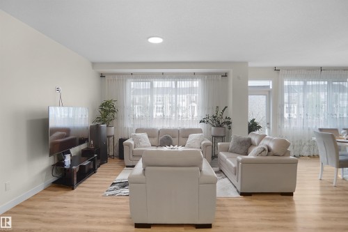 196 Edgewater Circle, Leduc, AB 