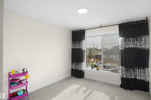 196 Edgewater Circle, Leduc, AB 