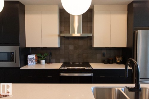 8331 224 Street Nw, Edmonton, AB 