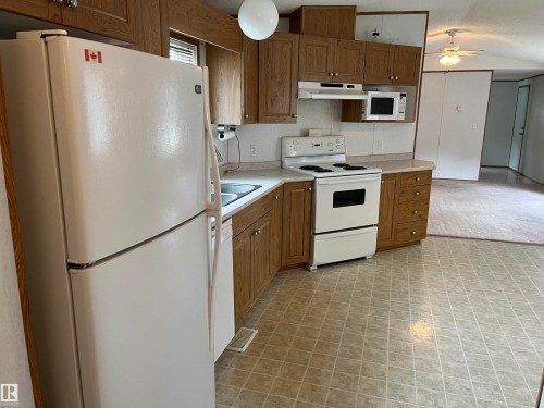 1 Willow Park Estates, Leduc, AB 