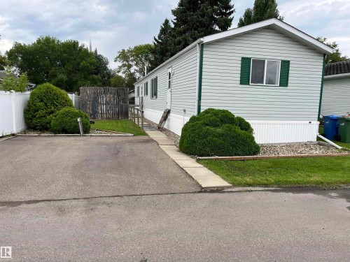 1 Willow Park Estates, Leduc, AB 
