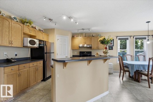 824 Barnes Link Sw, Edmonton, AB 