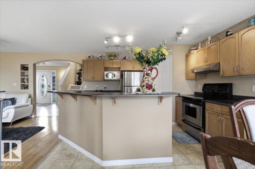 824 Barnes Link Sw, Edmonton, AB 