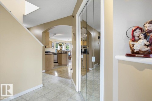 824 Barnes Link Sw, Edmonton, AB 