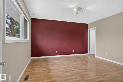 14703 58 Ave Nw, Edmonton, AB 