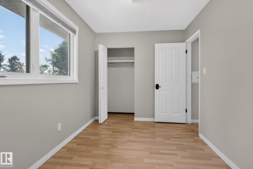 14703 58 Ave Nw, Edmonton, AB 