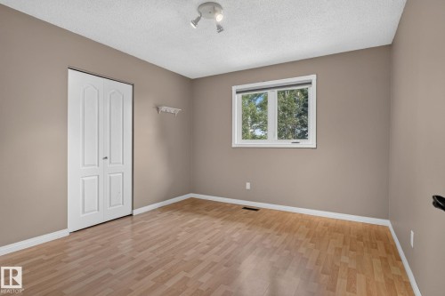 14703 58 Ave Nw, Edmonton, AB 