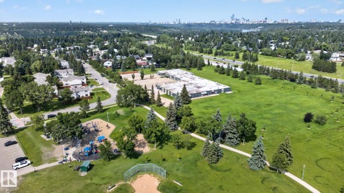 14703 58 Ave Nw, Edmonton, AB 