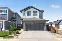30 ROSEWOOD Way  St. Albert, AB T8N 7Y8