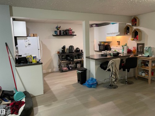 3504 106 Street Nw, Edmonton, AB 
