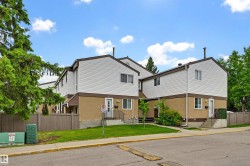 817 ERIN Place NW  Edmonton, AB T5T 1M6