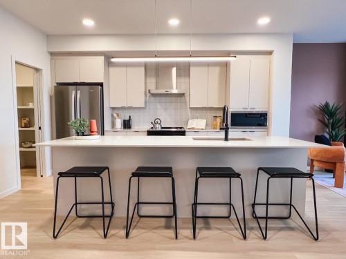 22616 85 Avenue Nw, Edmonton, AB 