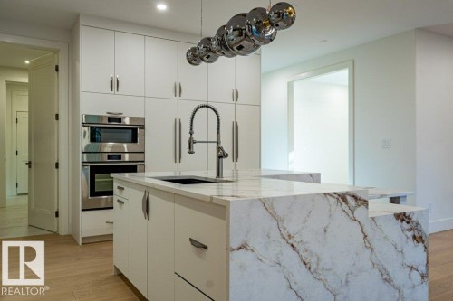 12306 39 Avenue Nw, Edmonton, AB 