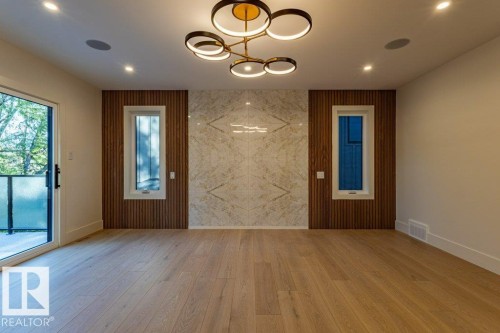 12306 39 Avenue Nw, Edmonton, AB 