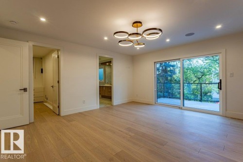 12306 39 Avenue Nw, Edmonton, AB 