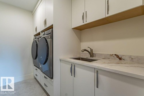 12306 39 Avenue Nw, Edmonton, AB 