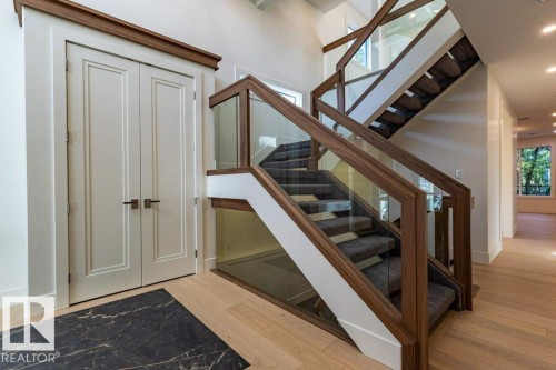 12306 39 Avenue Nw, Edmonton, AB 