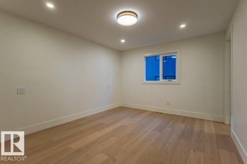 12306 39 Avenue Nw, Edmonton, AB 