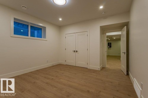 12306 39 Avenue Nw, Edmonton, AB 
