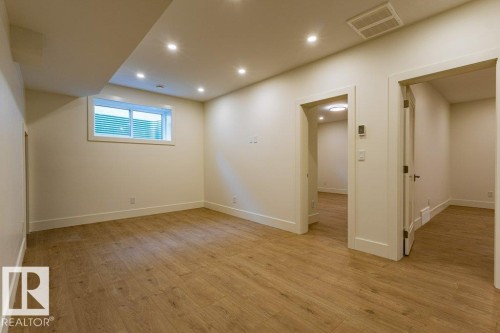 12306 39 Avenue Nw, Edmonton, AB 