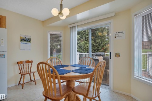 18920 78 Avenue Nw, Edmonton, AB - Indoor Photo Showing Dining Room