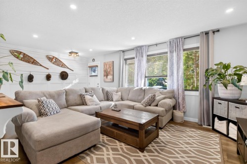 4310 52 Street, Leduc, AB 