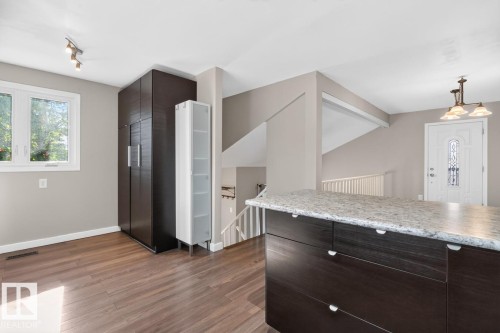 3524 51 Street Nw, Edmonton, AB 