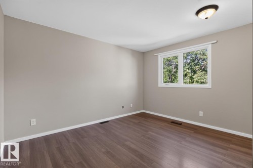 3524 51 Street Nw, Edmonton, AB 