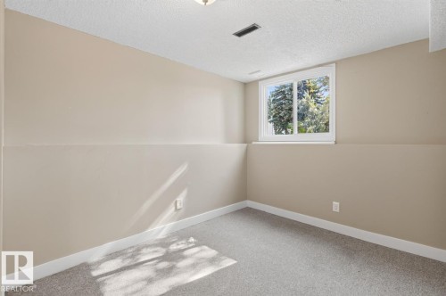 3524 51 Street Nw, Edmonton, AB 