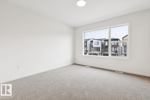8148 228 Street Nw, Edmonton, AB 