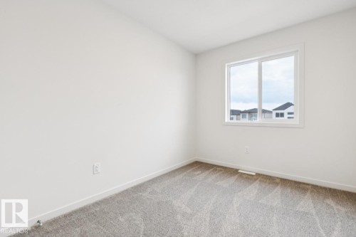 8148 228 Street Nw, Edmonton, AB 