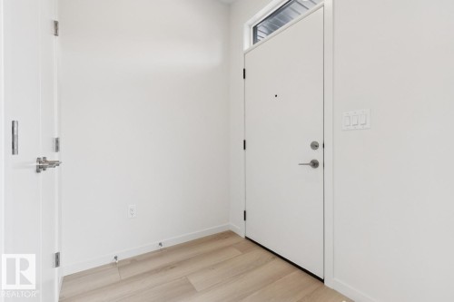 8148 228 Street Nw, Edmonton, AB 