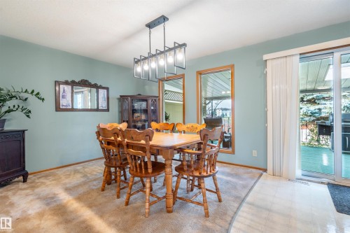5825 52 Street, Wetaskiwin, AB - Indoor Photo Showing Dining Room