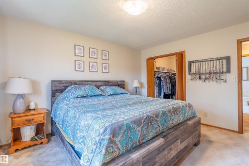 5825 52 Street, Wetaskiwin, AB - Indoor Photo Showing Bedroom