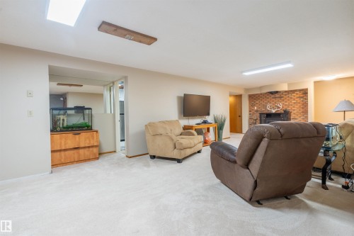 5825 52 Street, Wetaskiwin, AB - Indoor With Fireplace