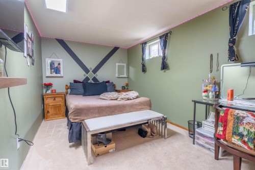 5825 52 Street, Wetaskiwin, AB - Indoor Photo Showing Bedroom