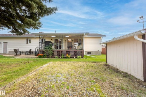 5825 52 Street, Wetaskiwin, AB - Outdoor With Deck Patio Veranda