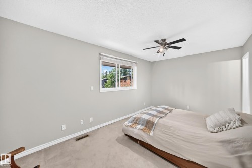 56 Glaewyn Estates, St. Albert, AB 